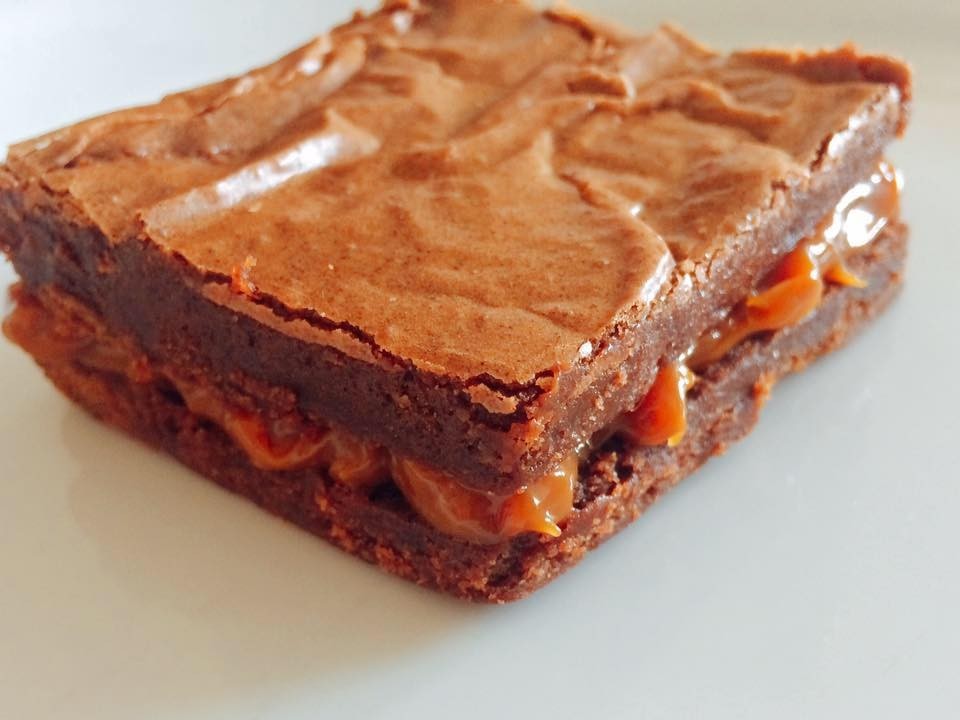 Eros Brownie recheado com Doce de Leite