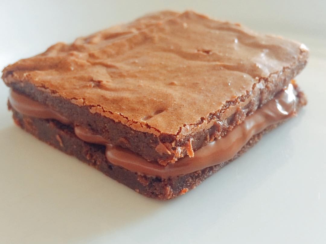 Eros Brownie recheado com Nutella